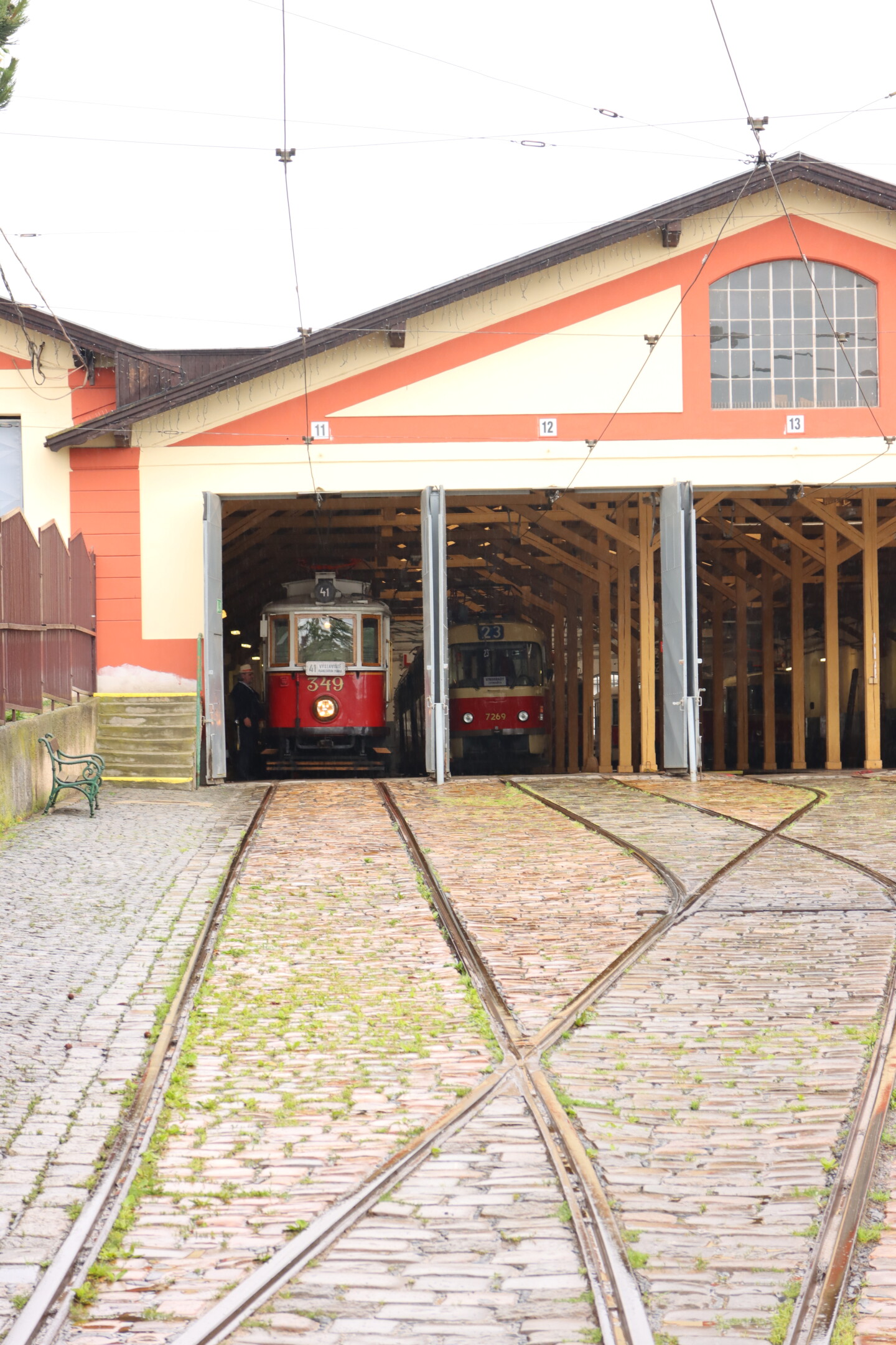 tram